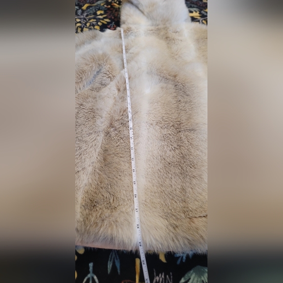 Vintage Sears Fashion White Faux Fur Women's Jacket❤️BEAUTIFUL!!!! Sz Sm/Med(16) - Picture 10 of 16